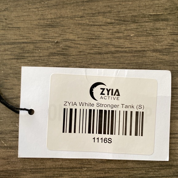 Zyia crop tank - Picture 3 of 4